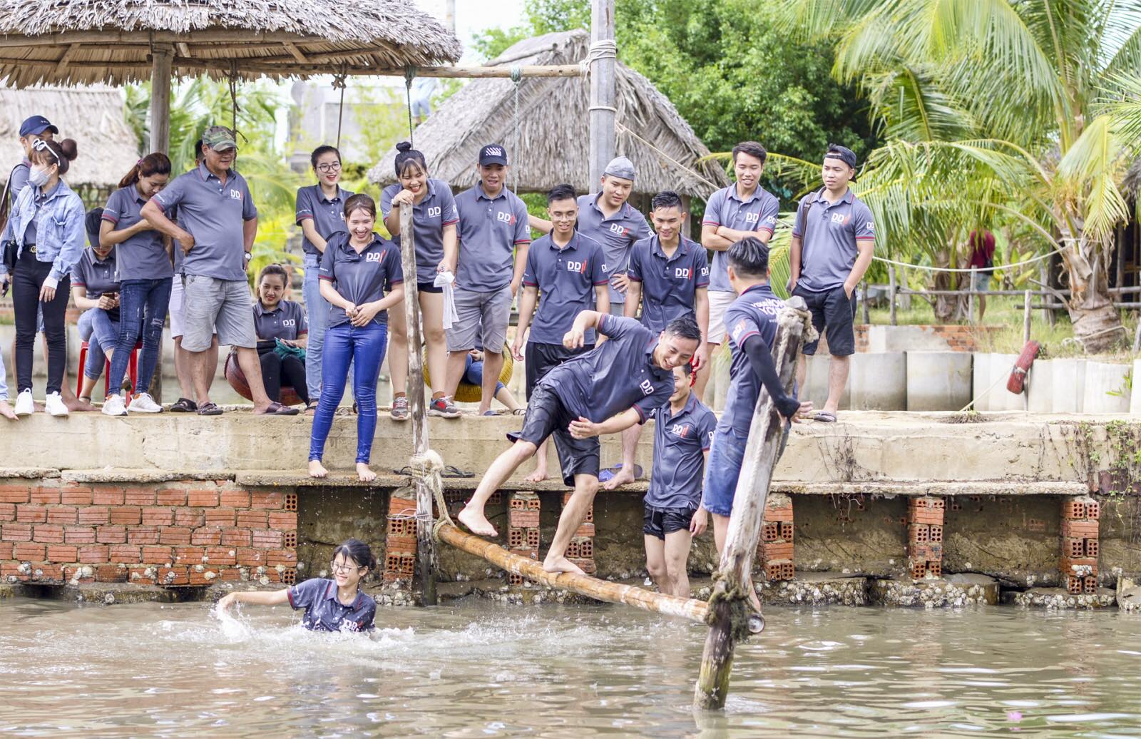 teambuilding refresh your power and lagoon party 2019