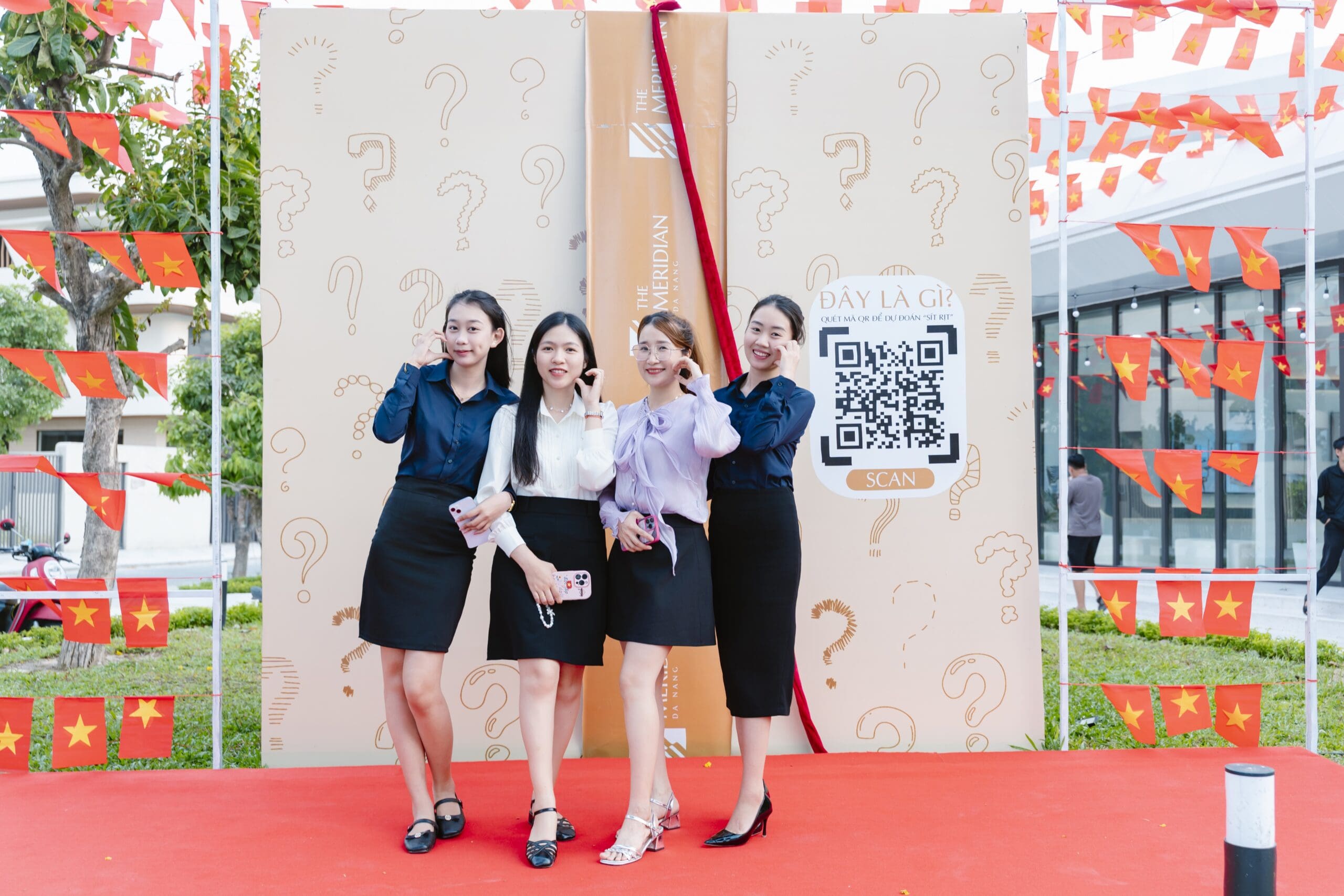 Check - in sự kiện ra mắt linh vật The Meridian Đà Nẵng