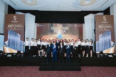 Bùng nổ kick-off The Diamond Voyage